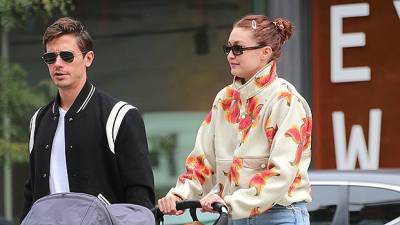 Gigi Hadid Glows As She Takes Daughter Khai, 1, For A Stroll In NYC – Photos - hollywoodlife.com - New York