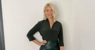 Holly Willoughby makes glamorous return to This Morning in £60 leather skirt - www.ok.co.uk