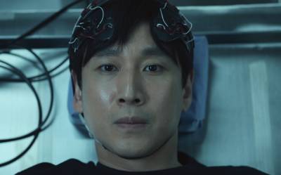 ‘Dr. Brain’ Trailer: Apple TV+ Hopes It Has The New ‘Squid Game’ With New South Korean Series From Kim Jee-Woon - theplaylist.net - South Korea