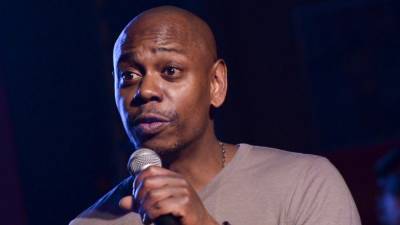 Dave Chappelle Says He's 'More Than Willing' to Meet With Trans Community Amid 'Closer' Controversy - www.etonline.com