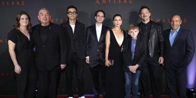Keri Russell - David Burtka - Maggie Gyllenhaal - Peter Sarsgaard - Keri Russell Joins Co-Stars & Special Celeb Guests at 'Antlers' NYC Premiere - justjared.com - New York - county Cross