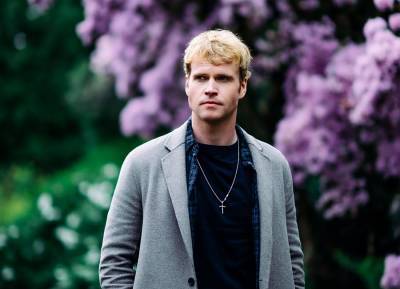 Kodaline’s Steve Garrigan: ‘I couldn’t tell you where I’d be if not for that panic attack’ - evoke.ie