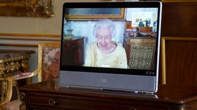 UK monarch holds 1st virtual audience since rest period - abcnews.go.com - Britain - South Korea