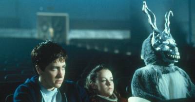 ‘Donnie Darko’ Cast: Where Are They Now? Jake Gyllenhaal, Drew Barrymore and More - www.usmagazine.com