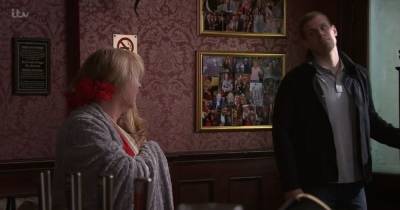 Sally Ann Matthews - Jenny Connor - Corrie fans slam 'creepy' character's 'inappropriate' behaviour - manchestereveningnews.co.uk