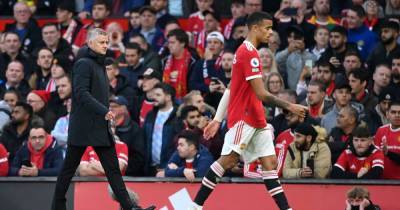Manchester United players 'think Solskjaer is the issue' as Liverpool 'claim' referee took pity - www.manchestereveningnews.co.uk - Manchester