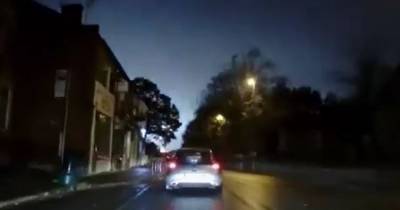 Dramatic moment 'massive flash' lights up sky as 1,400 properties plunged into darkness - www.manchestereveningnews.co.uk