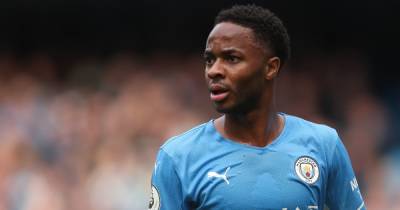 Former Man City star urges Raheem Sterling to stay with the club and sign a new deal - www.manchestereveningnews.co.uk - Manchester