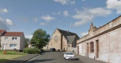 Man in hospital with 'serious' neck injury after brutal daylight attack on Scots street - www.dailyrecord.co.uk - Scotland