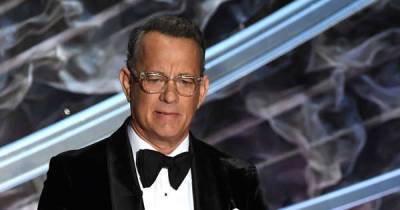 Tom Hanks delights newlywed couple as he crashes their big day - www.msn.com