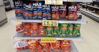 Walkers Crisps facing snack shortage as factory struggles to keep up with demand - www.manchestereveningnews.co.uk - France