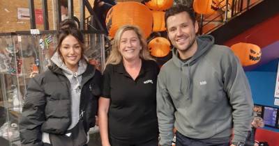 Michelle Keegan goes Halloween shopping with Mark Wright at iconic Manchester store - www.manchestereveningnews.co.uk - Manchester