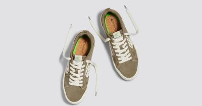 This Cariuma Sand Sneaker Is the Neutral Shoe You Need for Fall - www.usmagazine.com