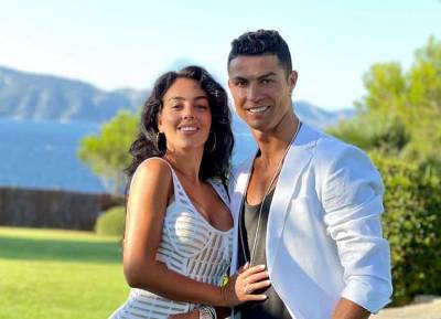 Cristiano Ronaldo to welcome twins for the SECOND time - evoke.ie - Manchester