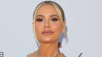 Dorit Kemsley Is Held at Gunpoint and Robbed During Home Invasion: Report - www.etonline.com - Los Angeles