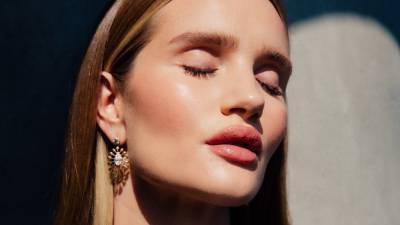 For Rosie Huntington-Whiteley, Acne is Serious Business - www.glamour.com