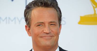 Matthew Perry Writing Autobiography About Filming 'Friends' & His Battle with Addiction - www.justjared.com