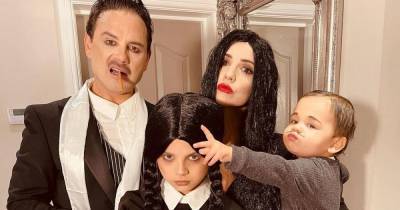 Lucy Mecklenburgh - Ryan Thomas - Adam Thomas - Vicky Pattison - Scott Thomas - Ryan Thomas and Lucy Mecklenburgh dress up as the Addams Family as they ‘win Halloween’ - ok.co.uk
