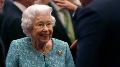 Queen Elizabeth II advised by doctors to rest for 2 more weeks, unable to travel for planned engagements - www.foxnews.com