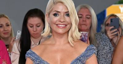 Holly Willoughby tells how toxic comment from co-star left her in tears - www.dailyrecord.co.uk