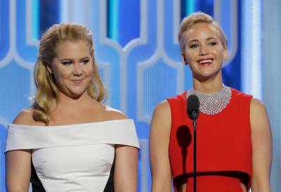 Pregnant Jennifer Lawrence And Amy Schumer Attend Rally For Abortion Justice - etcanada.com