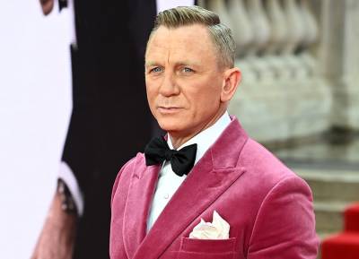 Daniel Craig receives star on Hollywood Walk of Fame as he bids farewell to Bond - evoke.ie