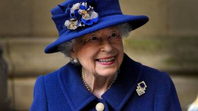 UK's Johnson says Queen Elizabeth 'on very good form' - abcnews.go.com - Britain