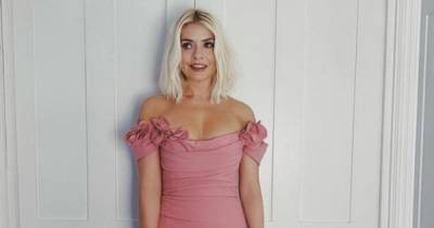 Holly Willoughby wows in off-the-shoulder gown at the Pride of Britain Awards - www.ok.co.uk - Britain