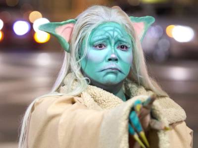 Lizzo Suits Up As Baby Yoda In Epic Halloween Costume - etcanada.com - USA - county Story