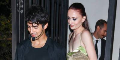 Joe Jonas & Sophie Turner Are Paolo & Isabella From 'The Lizzie McGuire Movie' for Halloween! - www.justjared.com - Los Angeles
