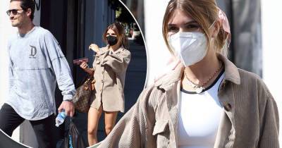 Olivia Jade flashes her toned midriff in crop top - www.msn.com
