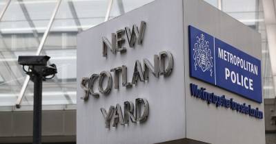 Serving Met Police officer denies raping woman he met on Tinder - www.manchestereveningnews.co.uk - Manchester