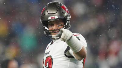 Tom Brady - Tom Brady & Bucs’ Close Win Over Patriots Delivers Big Ratings For NFL & NBC In Early Numbers - deadline.com - state Massachusets - county Bay - county Early - city Tampa, county Bay
