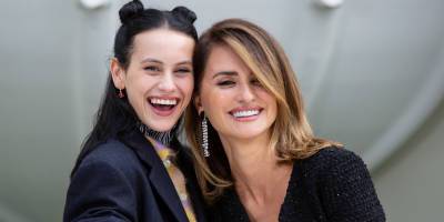 Penelope Cruz Promotes 'Madres Paralelas' in Madrid With Milena Smit - www.justjared.com - Spain - Israel - city Madrid, Spain