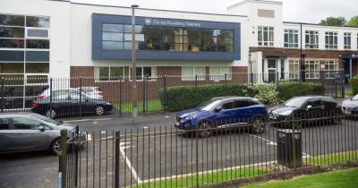 Rising Covid cases prompt mass PCR testing at school where teachers are striking - www.manchestereveningnews.co.uk