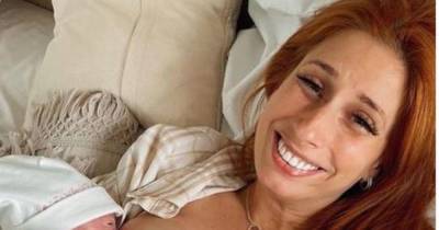 Stacey Solomon shares photos as she gives birth to a baby girl on her birthday - www.manchestereveningnews.co.uk