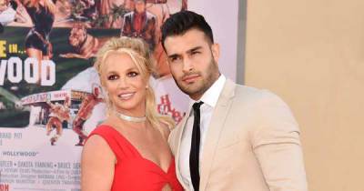 Britney Spears asks fans where she should get married - www.msn.com - Australia - New York - Italy - Greece - county York
