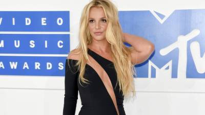Britney Spears Eviscerates Family on Instagram for Being Complicit in Her Conservatorship - www.glamour.com