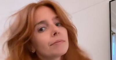 Stacey Dooley - Stacey Dooley showcases very curly hairstyle in move away from signature look - ok.co.uk