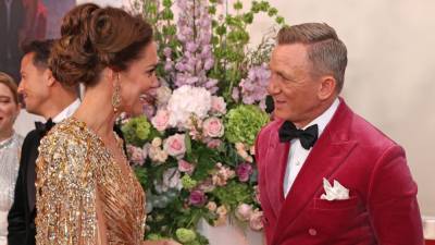 Daniel Craig Couldn't Stop Staring at This Royal During 'No Time to Die' Premiere - www.etonline.com - county Charles