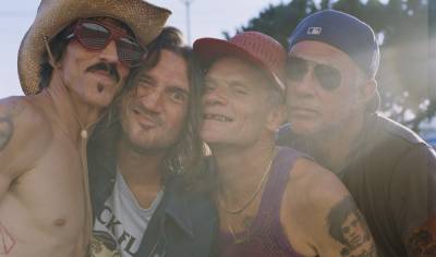 Red Hot Chili Peppers Plot U.S., European Stadium Tour for Summer 2022 - variety.com - Spain - Denver