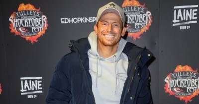 Joe Swash grimly recounts accidentally drinking his own urine after boozy night out - www.ok.co.uk