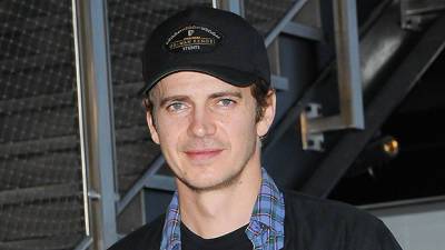 Hayden Christensen Has Barely Aged Since ‘Star Wars’ In Rare NYC Comic Con Appearance — Photos - hollywoodlife.com - New York