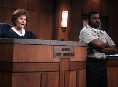 Judy Sheindlin - Judy Justice - ‘Judge Judy’ Bailiff Petri Hawkins Byrd ‘Confused & Dismayed’ That He Wasn’t Invited To New Series ‘Judy Justice’ - etcanada.com