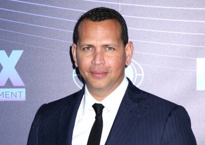 Alex Rodriguez Mocks His Relationship Status During Broadcast: ‘That’s Maybe Why I’m Single’ - etcanada.com - New York - USA - county Bay