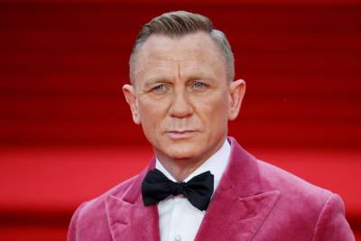 Daniel Craig Makes Hefty Donation To Suicide Prevention Charity - etcanada.com - Britain