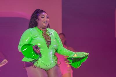 Lizzo Does The ‘Thriller’ Dance In ‘Squid Game’ Costume At Outside Lands Music Festival - etcanada.com - San Francisco