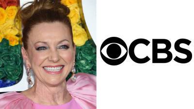 ‘Smallwood’: Julie White To Co-Star In CBS Comedy Series - deadline.com - county Holmes