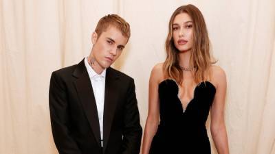 Hailey Bieber Says She Chose to 'Stick It Out' With Husband Justin 'No Matter What the Outcome' - www.etonline.com