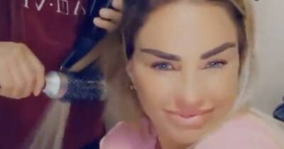 Katie Price gets blow dry from new friend she made in rehab at The Priory - www.ok.co.uk